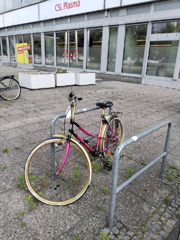 Foto zur Meldung: Abfall - Schrottfahrräder liste