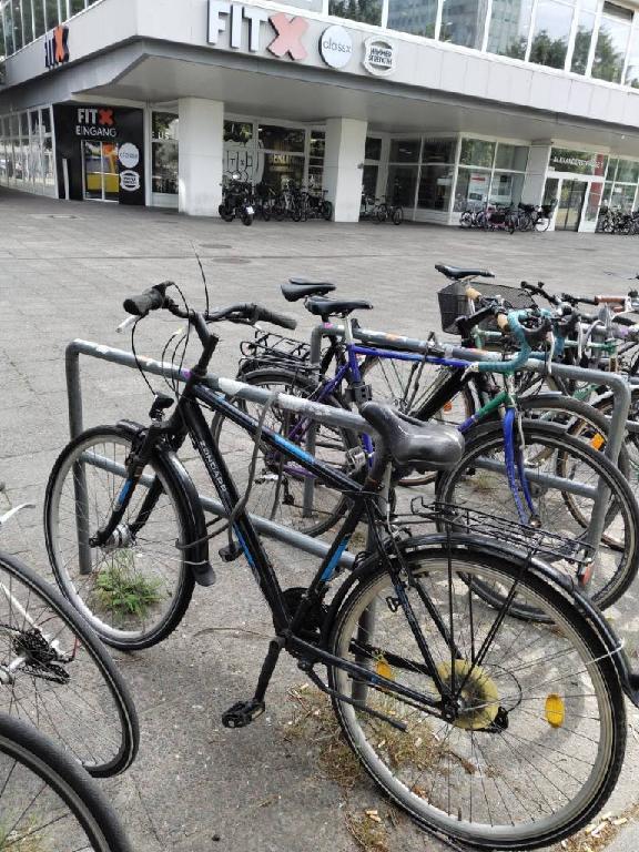 Foto zur Meldung: Abfall - Schrottfahrräder liste
