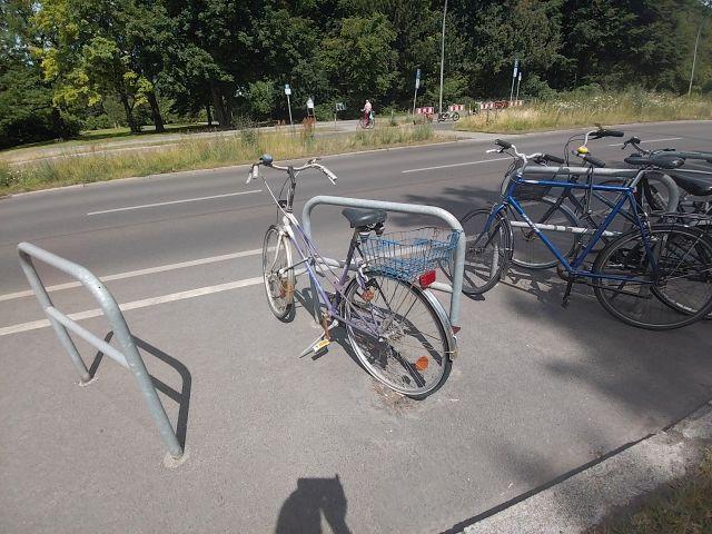 Foto zur Meldung: Abfall - Schrottfahrräder Pr.