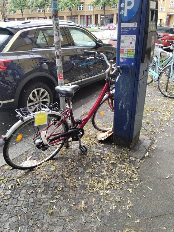 Foto zur Meldung: Abfall - Schrottfahrräder liste