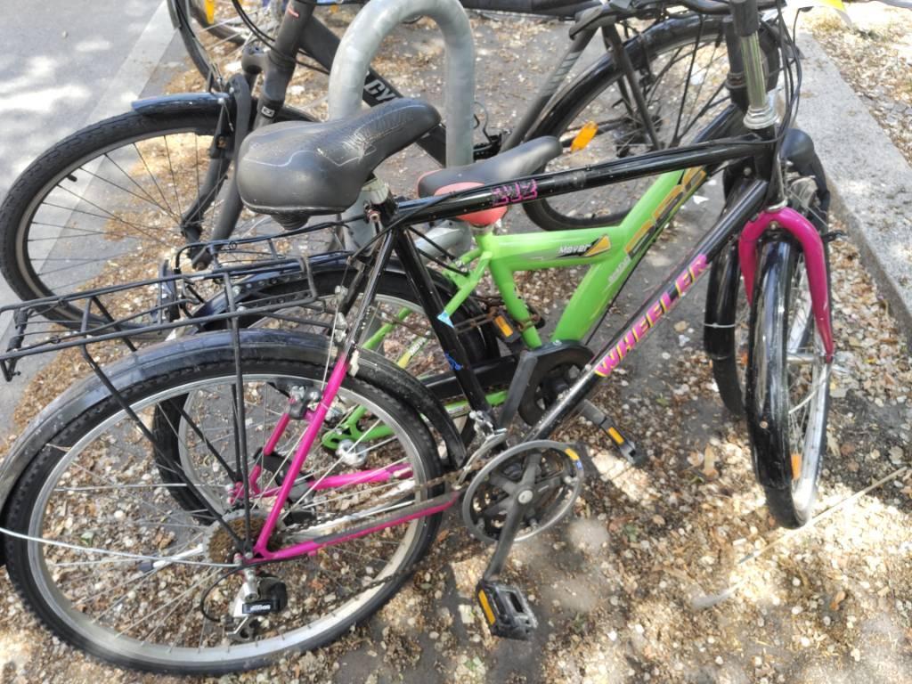 Foto zur Meldung: Abfall - Schrottfahrräder liste