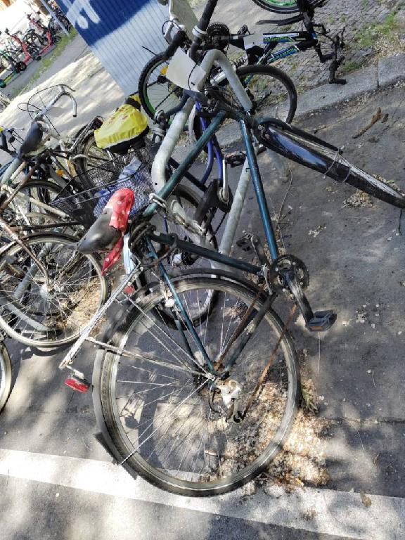 Foto zur Meldung: Abfall - Schrottfahrräder liste