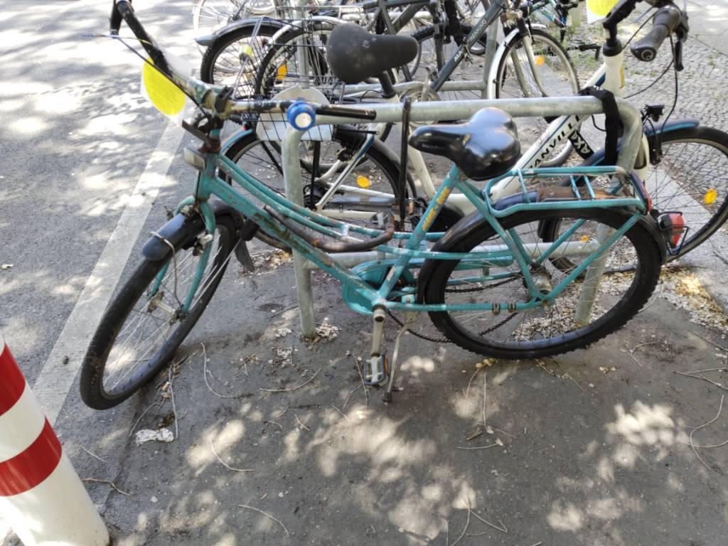 Foto zur Meldung: Abfall - Schrottfahrräder liste