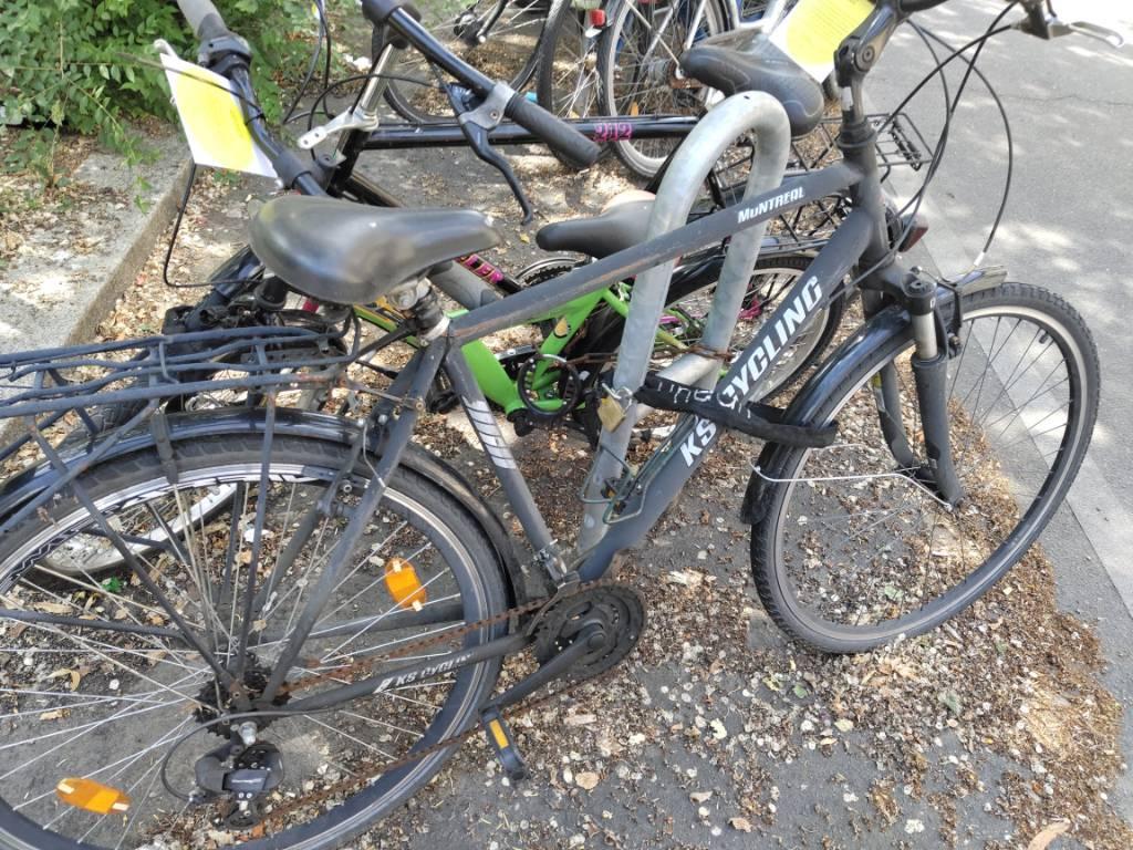 Foto zur Meldung: Abfall - Schrottfahrräder liste