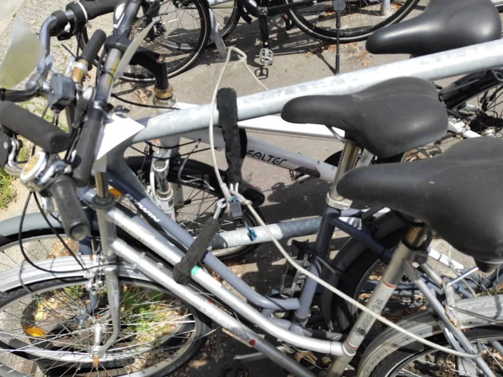 Foto zur Meldung: Abfall - Schrottfahrräder liste