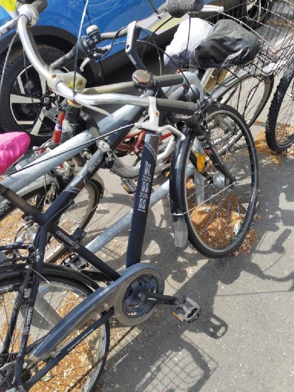 Foto zur Meldung: Abfall - Schrottfahrräder liste
