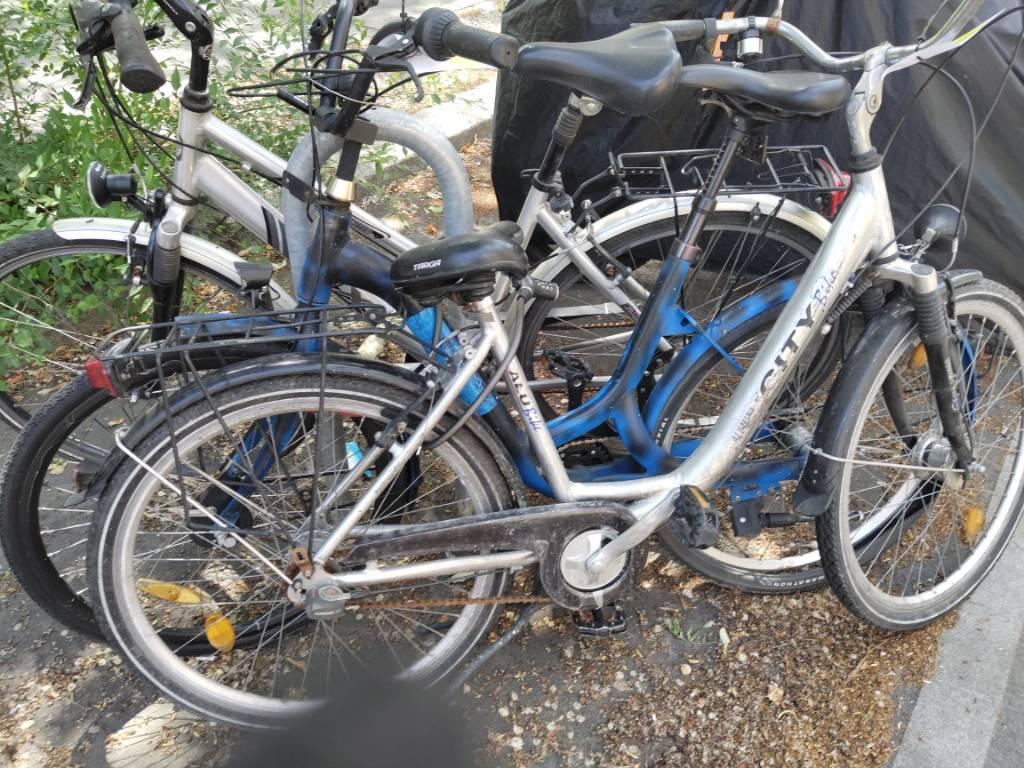 Foto zur Meldung: Abfall - Schrottfahrräder liste