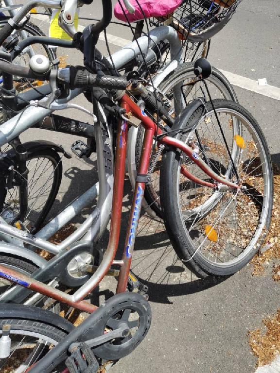 Foto zur Meldung: Abfall - Schrottfahrräder liste