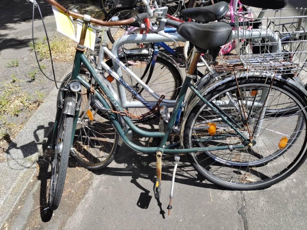 Foto zur Meldung: Abfall - Schrottfahrräder liste