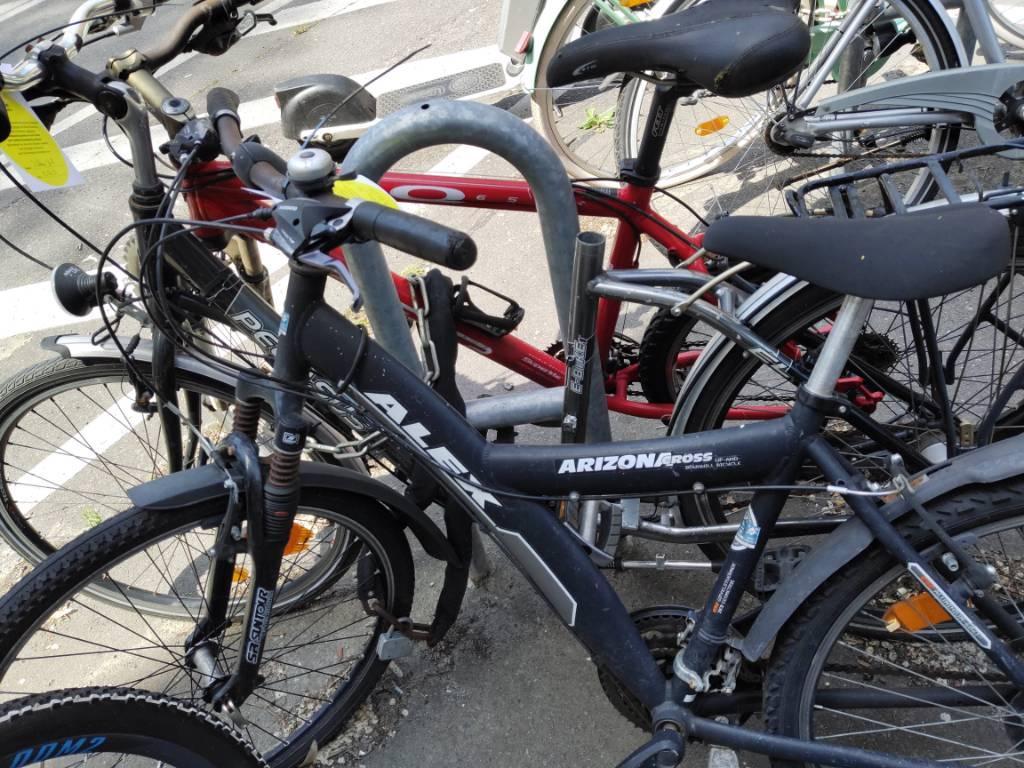 Foto zur Meldung: Abfall - Schrottfahrräder liste