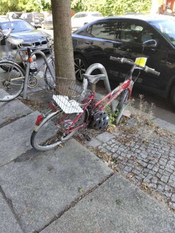 Foto zur Meldung: Abfall - Schrottfahrräder liste