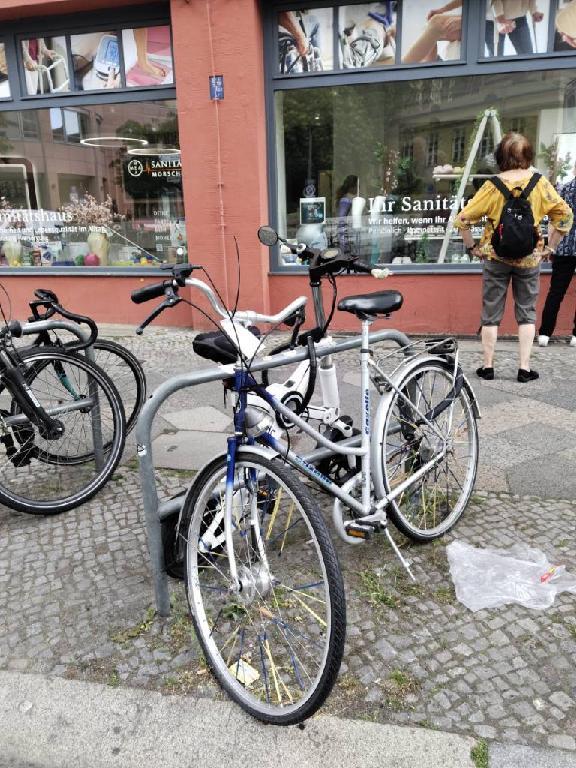 Foto zur Meldung: Abfall - Schrottfahrräder liste