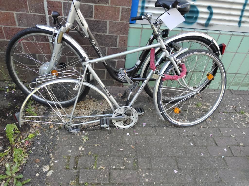 Foto zur Meldung: Abfall - Schrottfahrräder liste