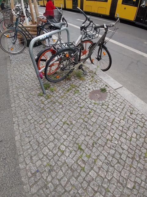 Foto zur Meldung: Abfall - Schrottfahrräder