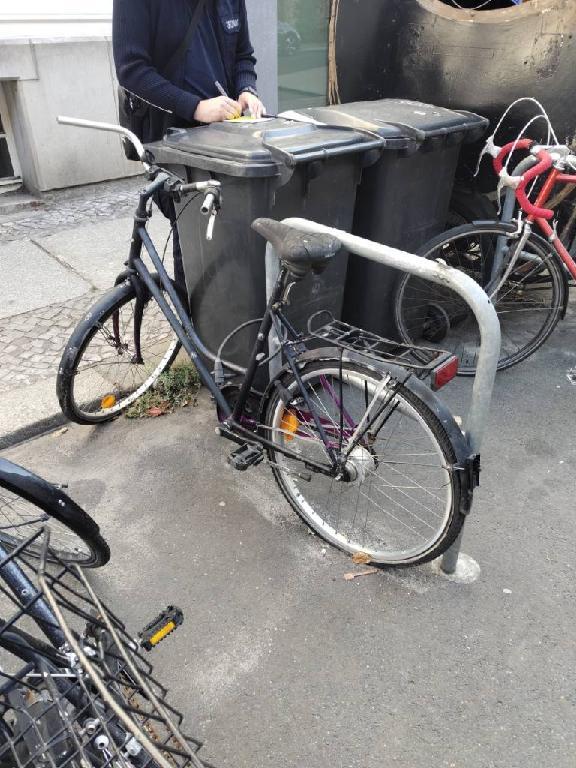 Foto zur Meldung: Abfall - Schrottfahrräder liste