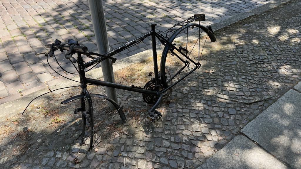 Foto zur Meldung: Abfall - Schrottfahrräder liste