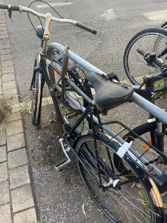 Foto zur Meldung: Abfall - Schrottfahrräder pr.