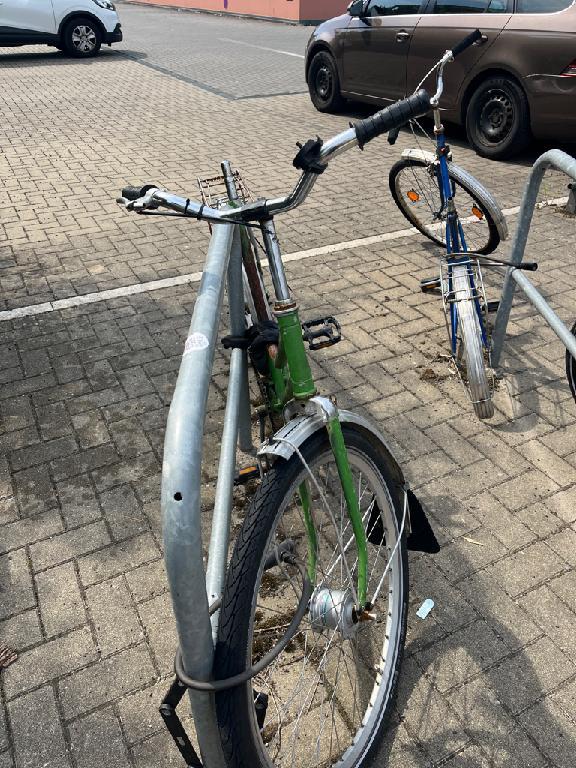 Foto zur Meldung: Abfall - Schrottfahrräder liste