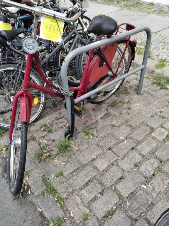 Foto zur Meldung: Abfall - Schrottfahrräder liste