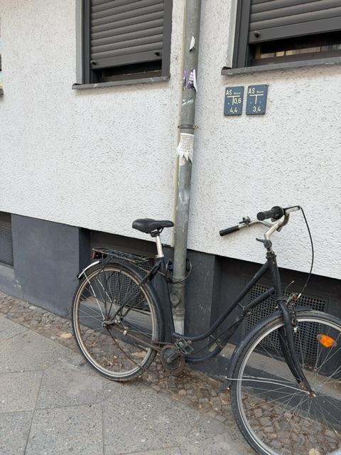 Foto zur Meldung: Abfall - Schrottfahrräder pr.
