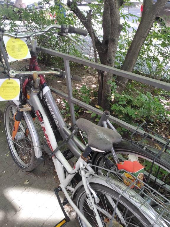 Foto zur Meldung: Abfall - Schrottfahrräder liste