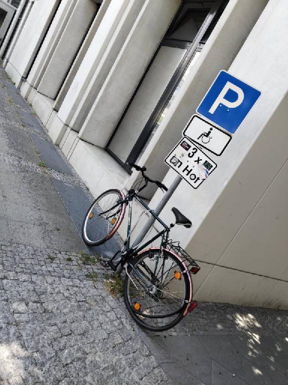 Foto zur Meldung: Abfall - Schrottfahrräder liste