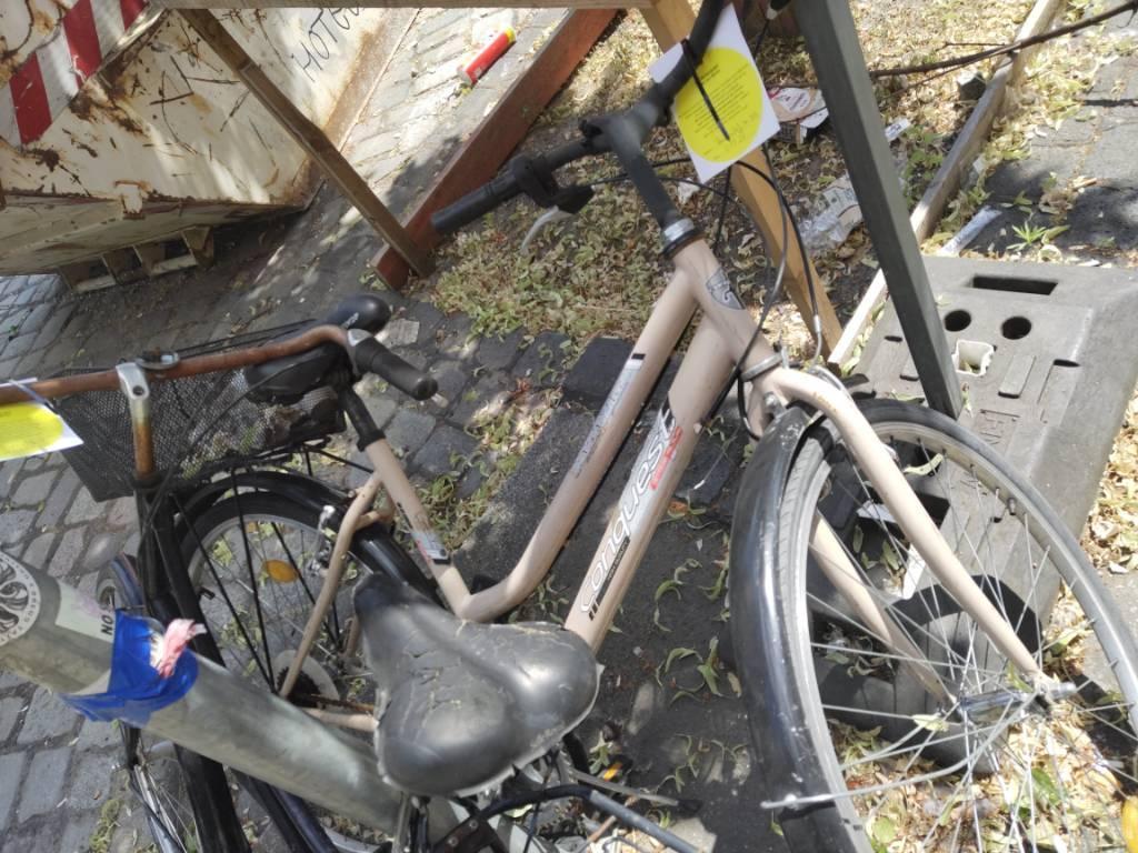 Foto zur Meldung: Abfall - Schrottfahrräder