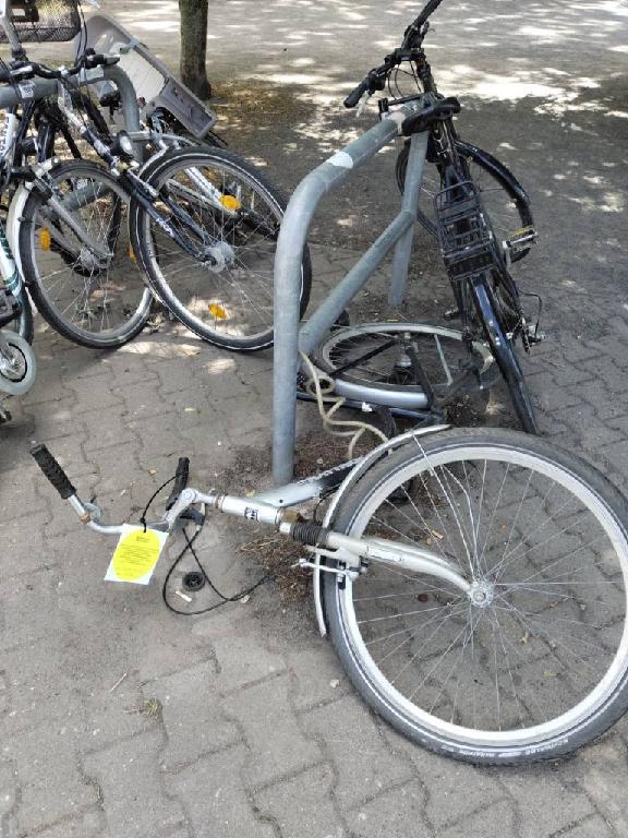 Foto zur Meldung: Abfall - Schrottfahrräder liste