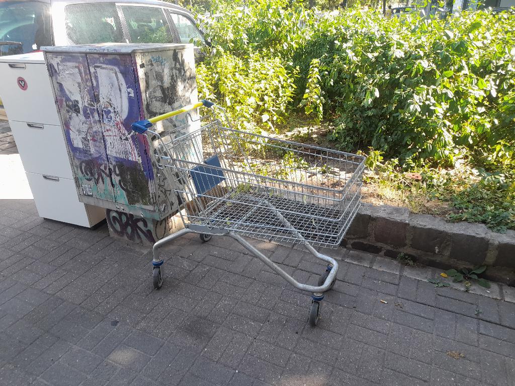 Foto zur Meldung: Abfall - Elektroschrott