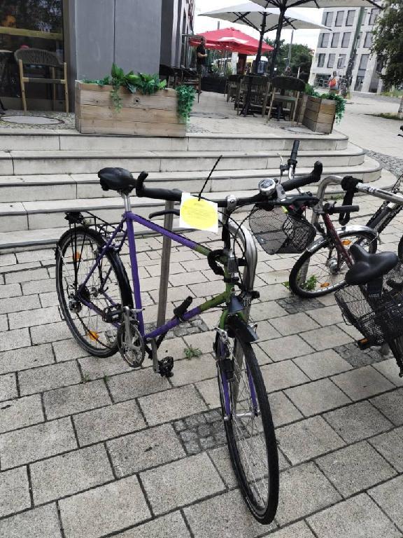 Foto zur Meldung: Abfall - Schrottfahrräder liste