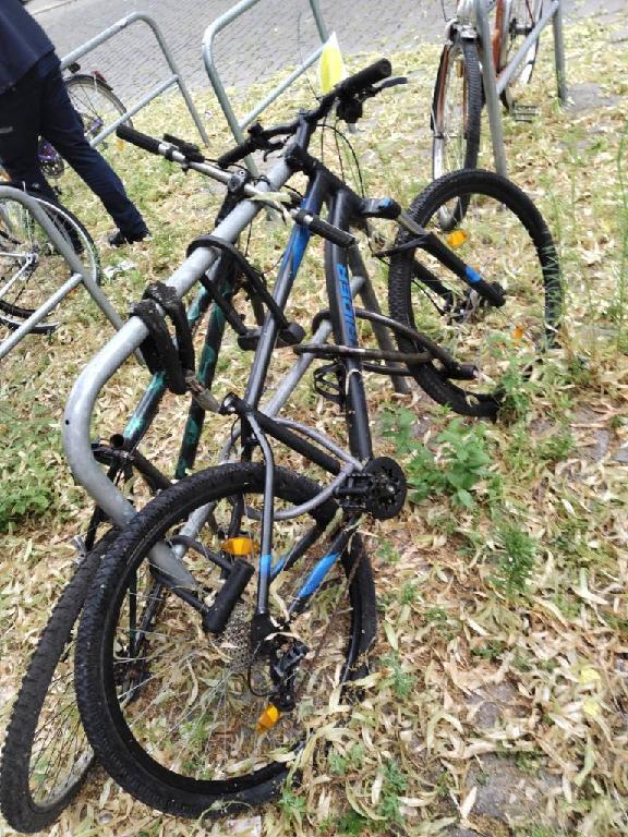 Foto zur Meldung: Abfall - Schrottfahrräder liste