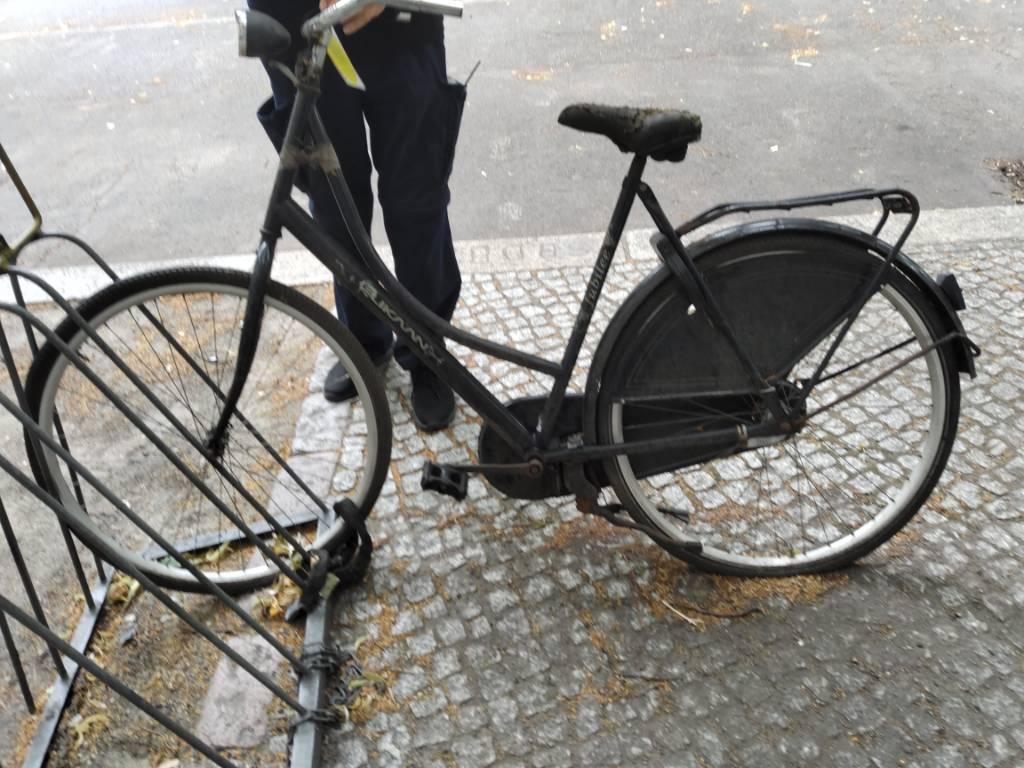 Foto zur Meldung: Abfall - Schrottfahrräder