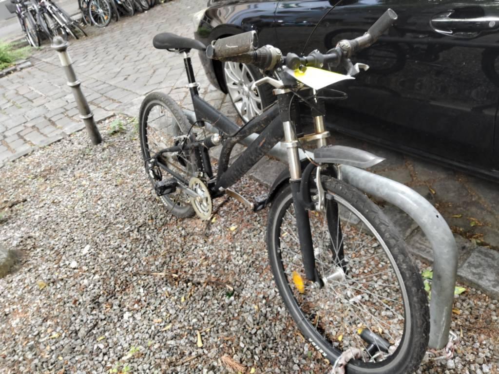 Foto zur Meldung: Abfall - Schrottfahrräder liste