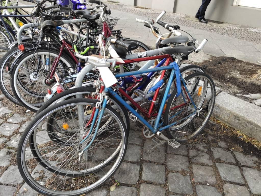 Foto zur Meldung: Abfall - Schrottfahrräder liste