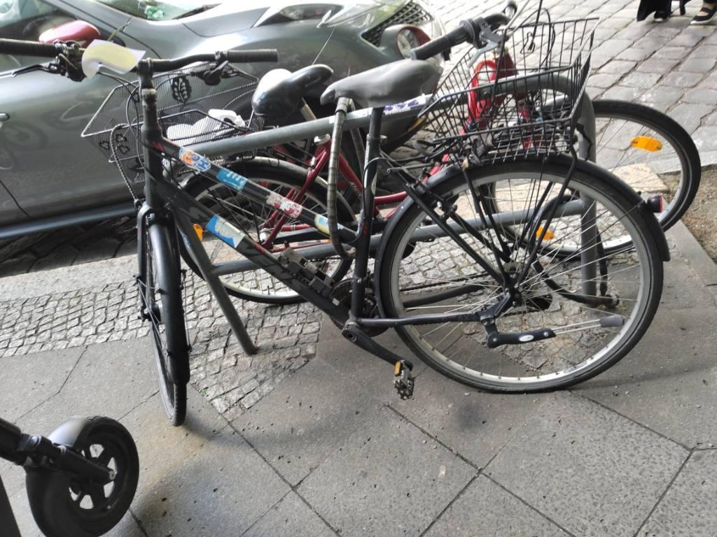 Foto zur Meldung: Abfall - Schrottfahrräder liste