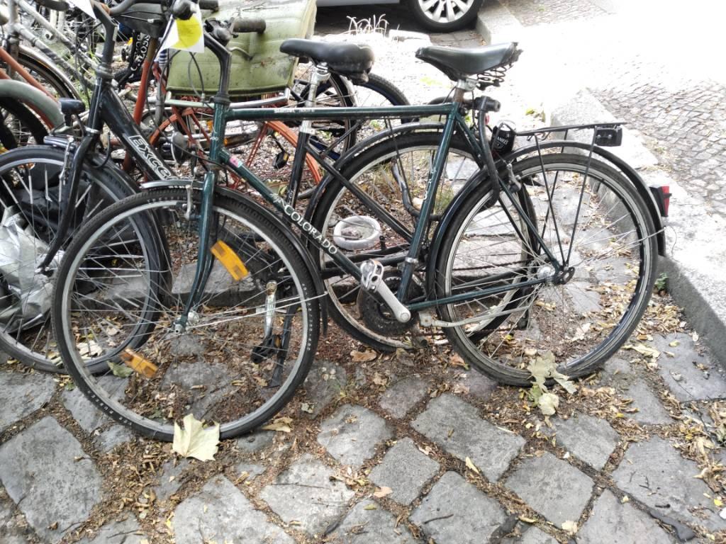 Foto zur Meldung: Abfall - Schrottfahrräder