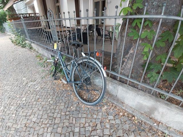 Foto zur Meldung: Abfall - Schrottfahrräder