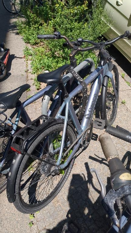 Foto zur Meldung: Abfall - Schrottfahrräder pr