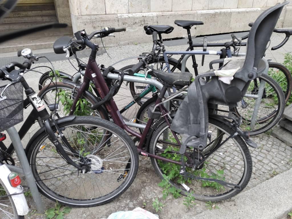 Foto zur Meldung: Abfall - Schrottfahrräder liste