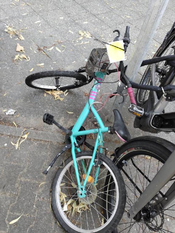 Foto zur Meldung: Abfall - Schrottfahrräder liste
