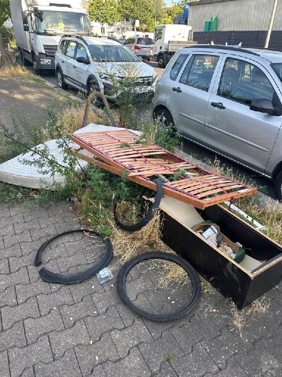 Foto zur Meldung: Abfall - Sperrmüll