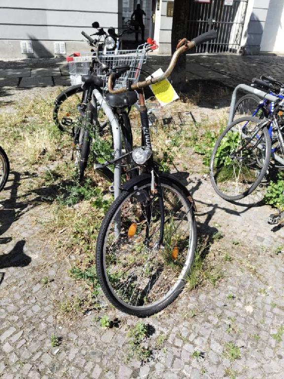 Foto zur Meldung: Abfall - Schrottfahrräder liste
