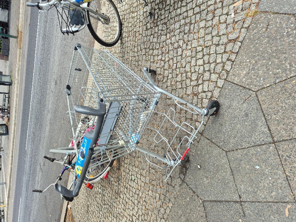 Foto zur Meldung: Abfall - Elektroschrott
