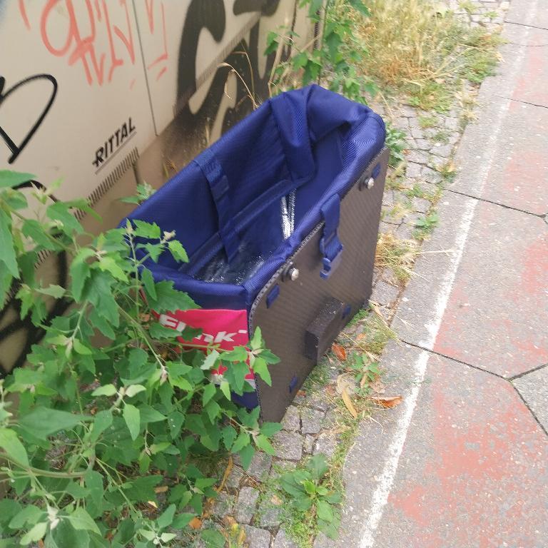 Foto zur Meldung: Abfall - Müllablagerung