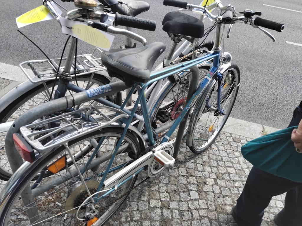 Foto zur Meldung: Abfall - Schrottfahrräder liste