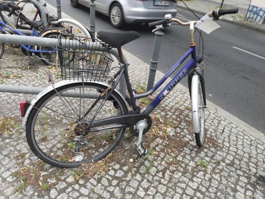 Foto zur Meldung: Abfall - Schrottfahrräder liste