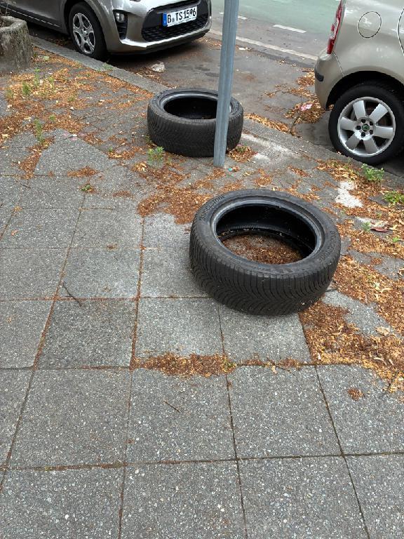 Foto zur Meldung: Abfall - Elektroschrott