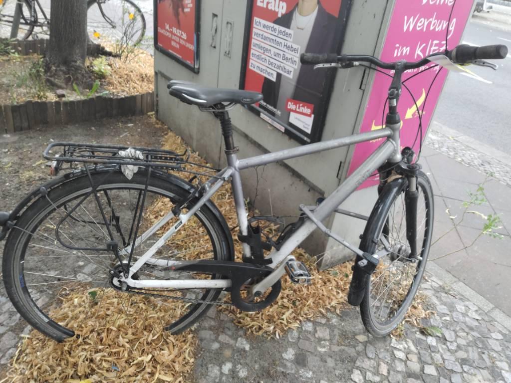 Foto zur Meldung: Abfall - Schrottfahrräder liste