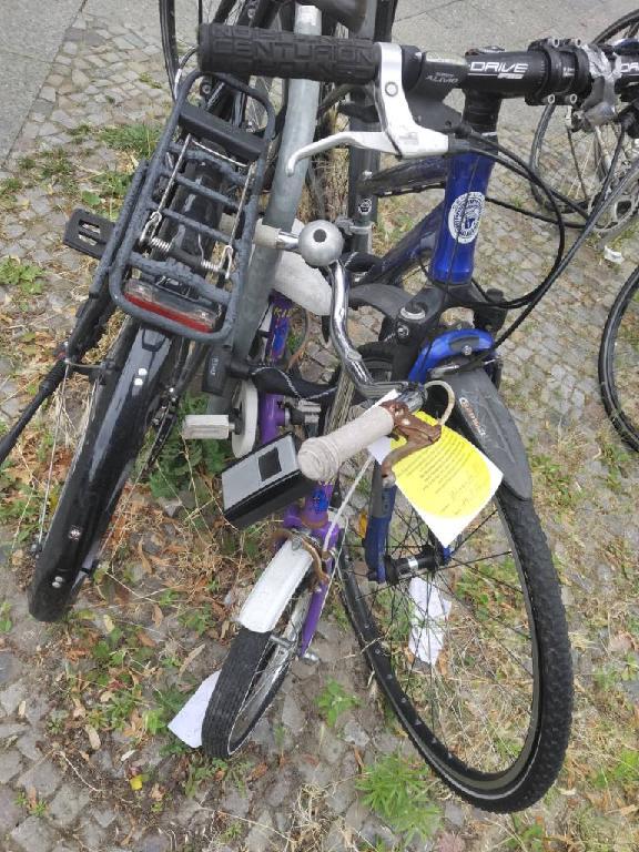Foto zur Meldung: Abfall - Schrottfahrräder liste