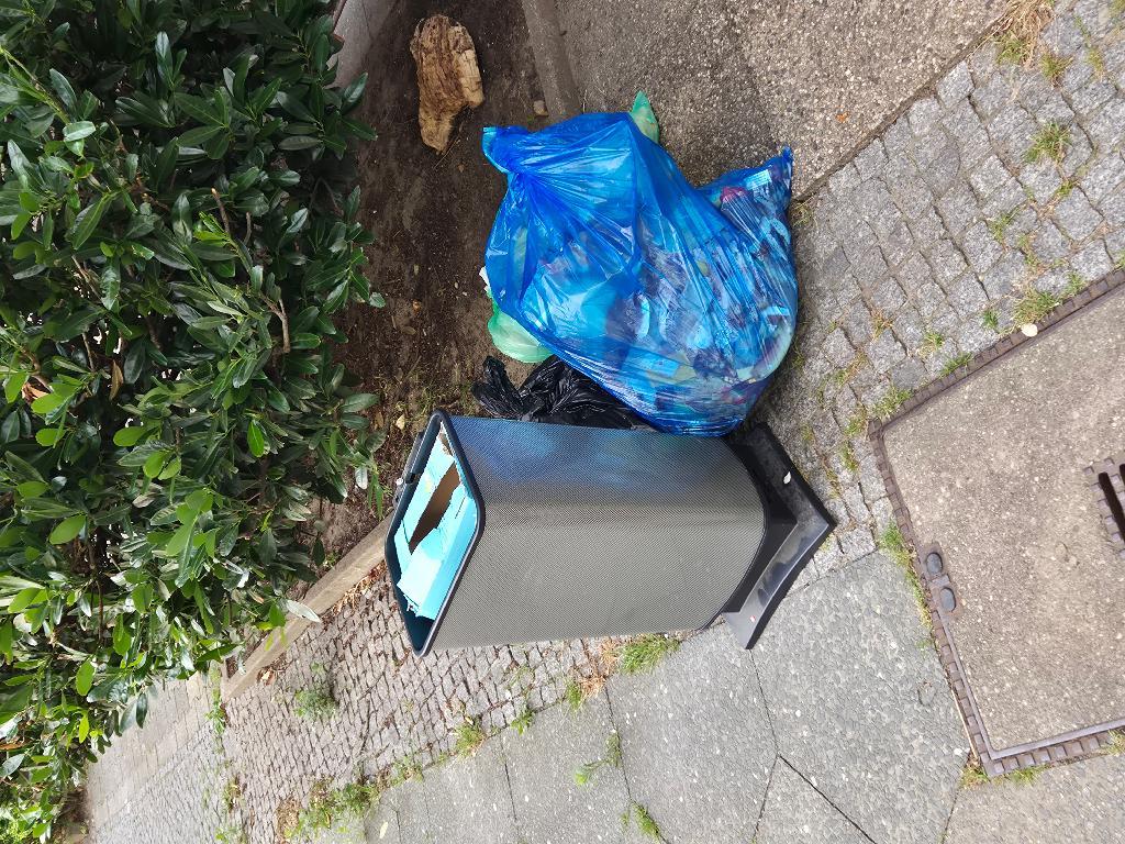 Foto zur Meldung: Abfall - Müllablagerung